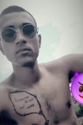 Acompanhante Brian