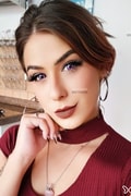 Acompanhante Nicolly Zuichër