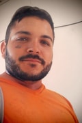 Acompanhante Renan