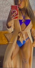 Acompanhante Preta