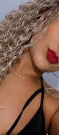 Acompanhante Thays Lima
