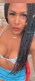 Acompanhante Morena