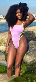Acompanhante Luiza
