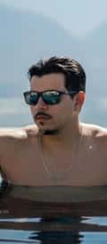 Acompanhante Pedro