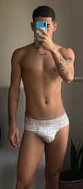Acompanhante Tiago