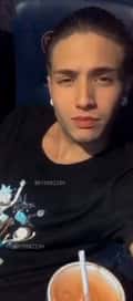 Acompanhante Lucas Regalo