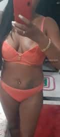Acompanhante Karol