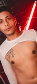 Acompanhante Henrique Mello