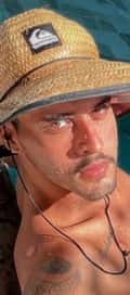 Acompanhante Vitor Miller