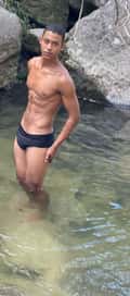 Acompanhante Enzo Saturnino