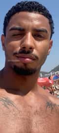 Acompanhante Vitor Duarte