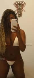 Acompanhante Ayla Zafir