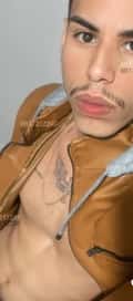 Acompanhante Apollo Coutinho