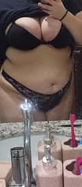 Acompanhante Ana Júlia