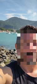 Acompanhante Henrique