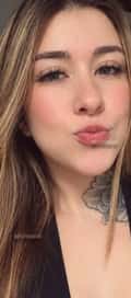 Acompanhante Alanna