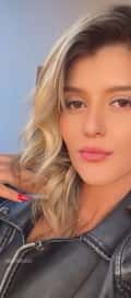 Acompanhante Júlia Martins