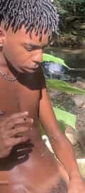 Acompanhante Lucas Alves
