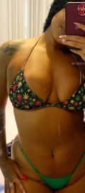 Acompanhante Larissa