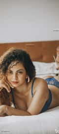 Acompanhante Charlottye