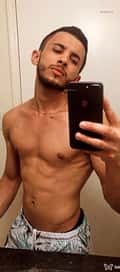 Acompanhante Lucas Oliveira