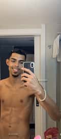 Acompanhante Oliveira