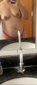 Acompanhante Morena