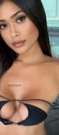 Acompanhante Selena