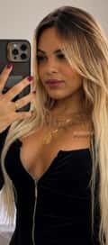Acompanhante Mary Nunes