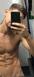 Acompanhante Marlon