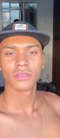 Acompanhante Itallo Oliveira