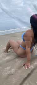Acompanhante Polly