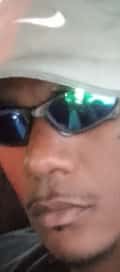 Acompanhante Vitor