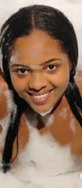 Acompanhante Maah Santos
