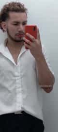 Acompanhante Ismael Ryan