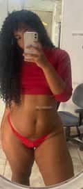 Acompanhante Larissa