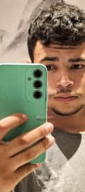 Acompanhante Lucas Pereira