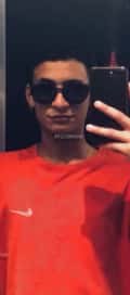 Acompanhante Vitor