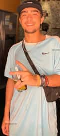 Acompanhante Thiago