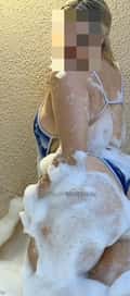 Acompanhante Emily