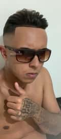 Acompanhante Preto