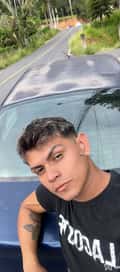 Acompanhante Joe Martins
