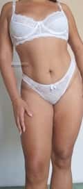 Acompanhante Anne