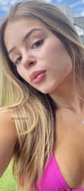 Acompanhante Luana