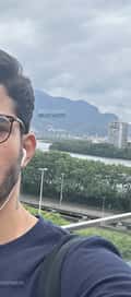 Acompanhante Vitor