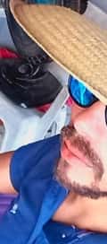Acompanhante Elinho