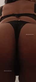 Acompanhante Camila