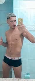 Acompanhante Breno