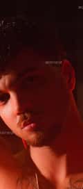Acompanhante Vitor