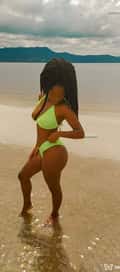 Acompanhante Morena